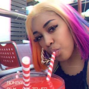 Meet your Posher, Evey